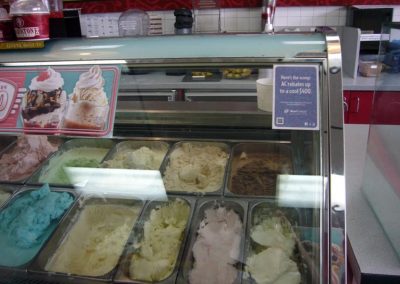 ice cream parlor banner ad